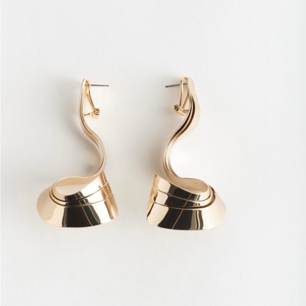 & Other Stories Twisted Wave Earrings
